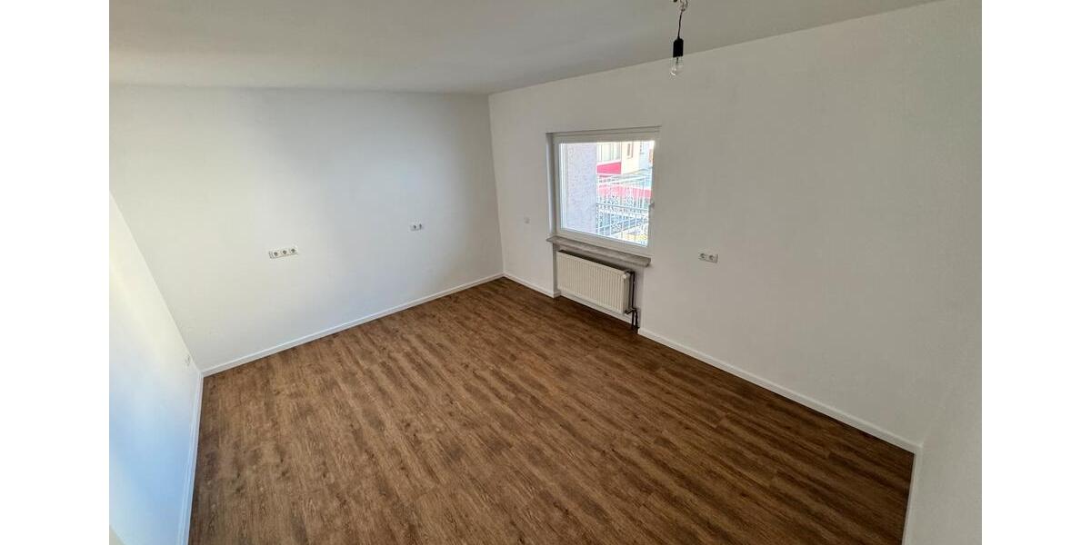Exklusive, lichtdurchflutete 5,5 Zimmer-Wohnung - Saniert 5 zimmer