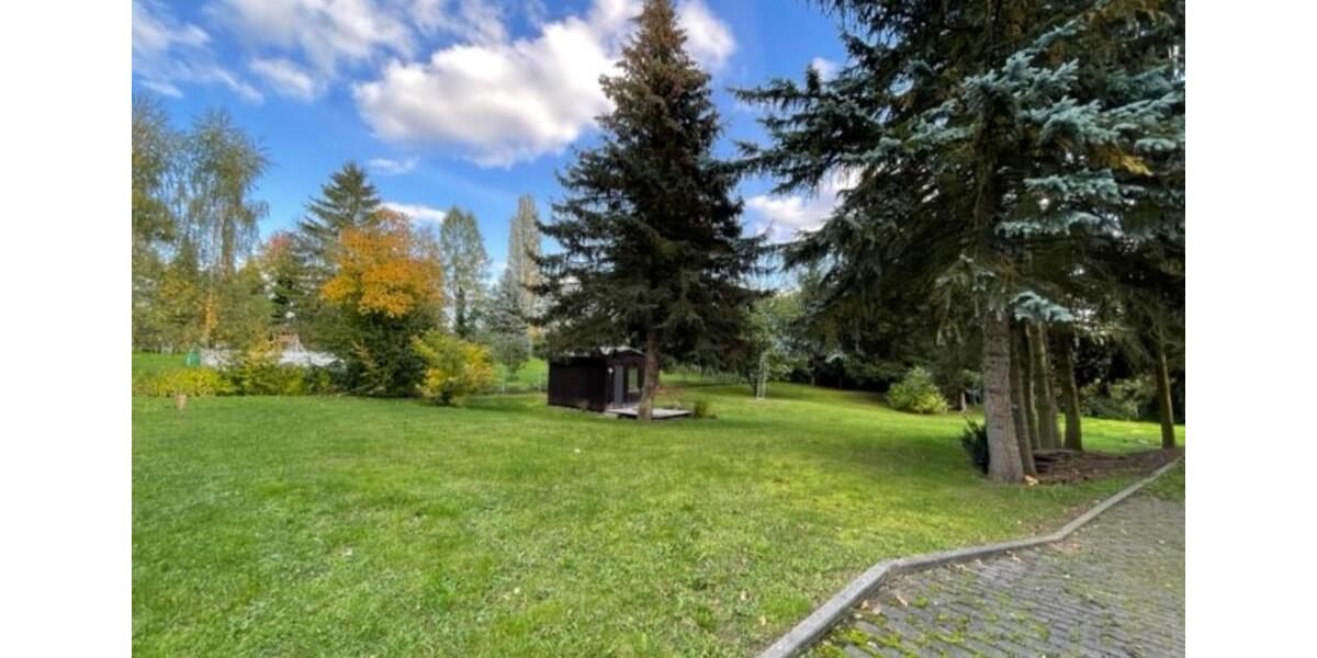 Dachgeschoßwohnung Hohenstein-Ernstthal Ernstthal - 3 Zimmer, 85 m&sup2;, 595&euro; | Angebot:25255010