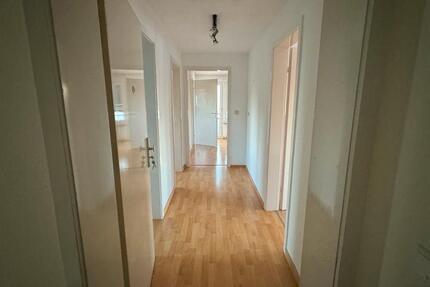 Helle 3-Zimmer-Wohnung in Ostfildern Nellingen Endhaltestelle 3 zimmer