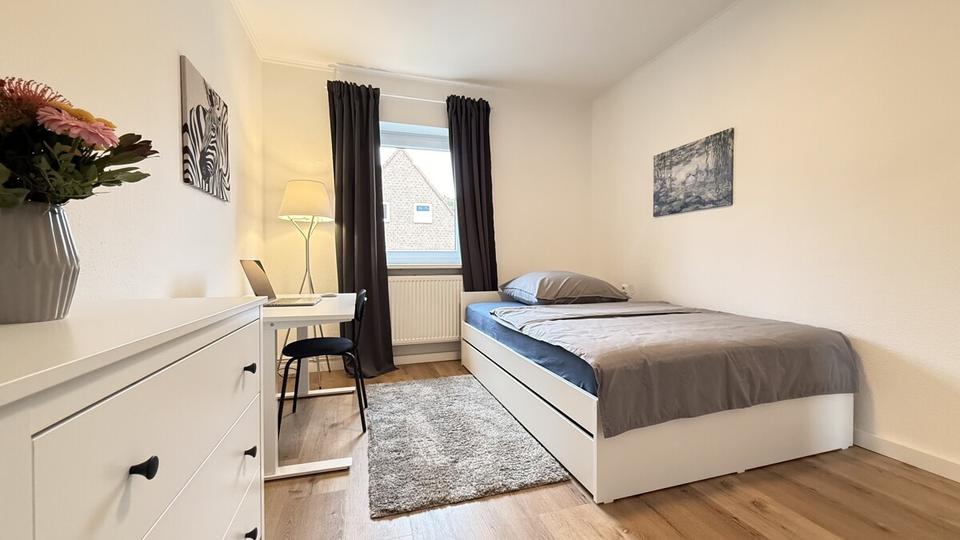 Etagenwohnung Cuxhaven - 1 Zimmer, 104 m&sup2;, 380&euro; | Angebot:26292660