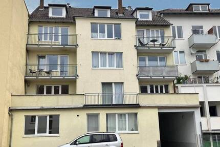 Top renovierte 1-ZKB-Wohnung (3. OG) in zentraler Lage von KS-Königstor