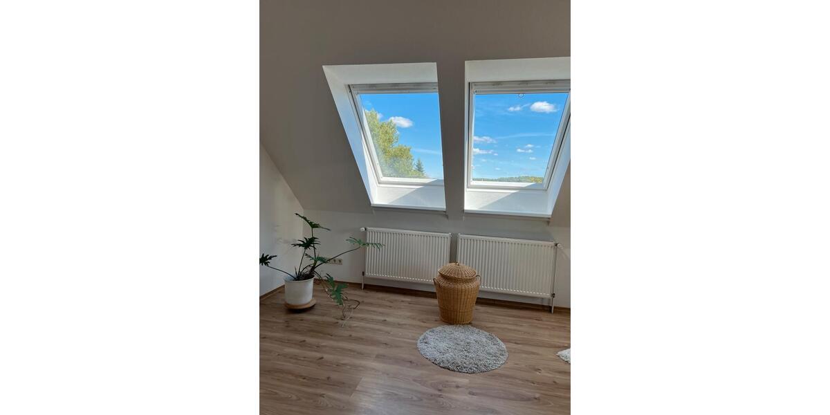 Dachgeschoßwohnung Fürstenwalde (Spree) - 5 Zimmer, 118 m&sup2;, 1.350&euro; | Angebot:26327116
