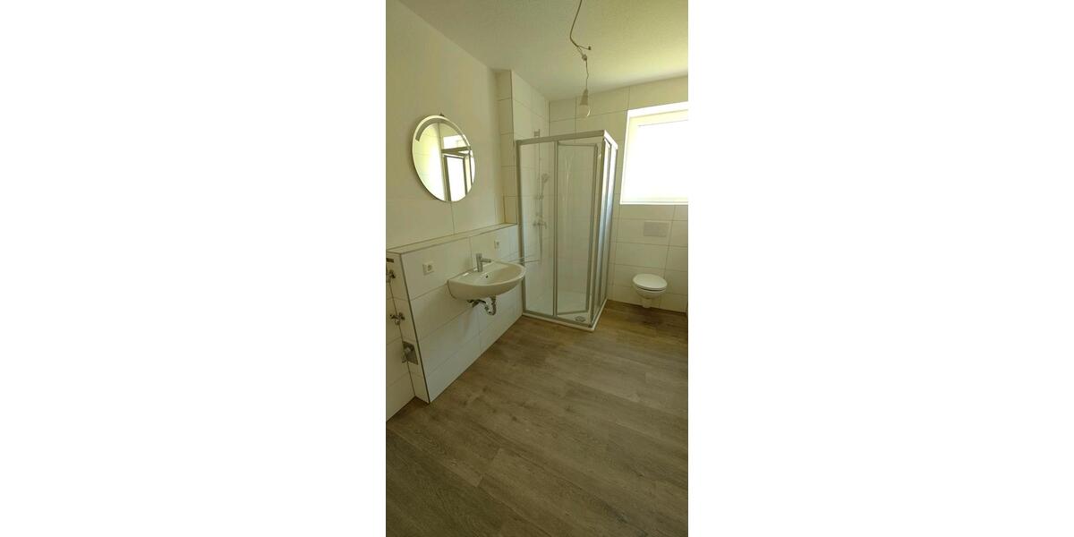 Erdgeschoßwohnung Gomadingen - 2 Zimmer, 75 m&sup2;, 900&euro; | Angebot:26699890