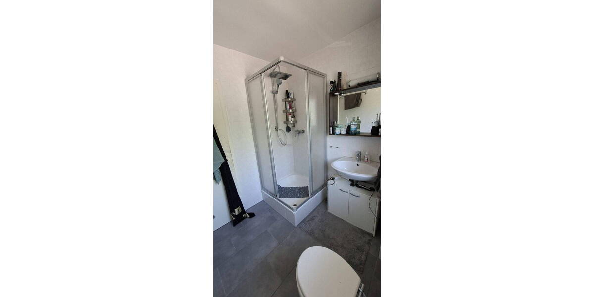 Etagenwohnung Bornheim - 2 Zimmer, 61 m&sup2;, 710&euro; | Angebot:26731063