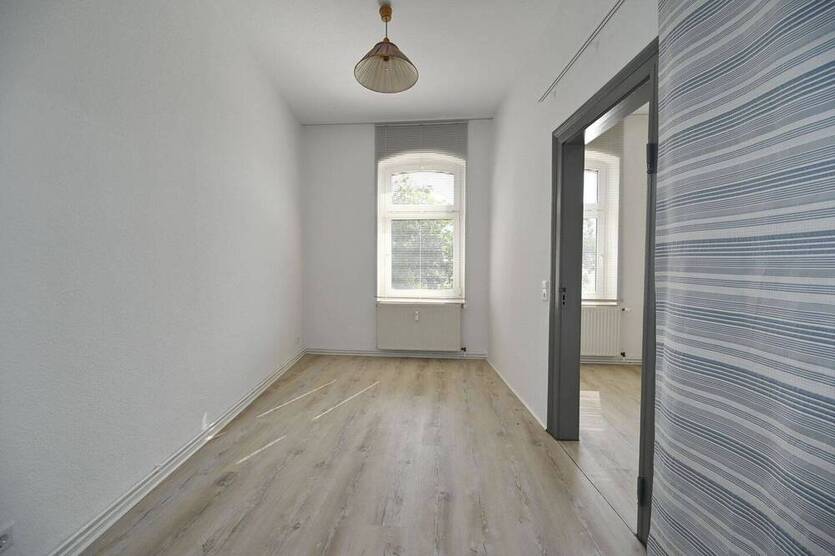 Eine Wohnung voll guter Wohnideen = Einbauküche = Gartennutzung = Erstbezug nach Sanierung
