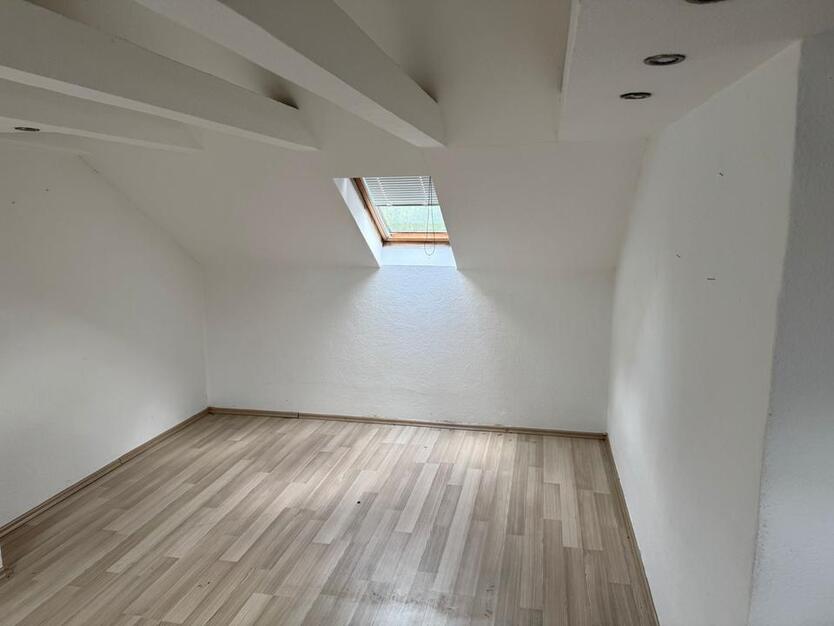 Gemütliche Dachgeschoßwohnung in Gelsenkirchen Horst 35mq