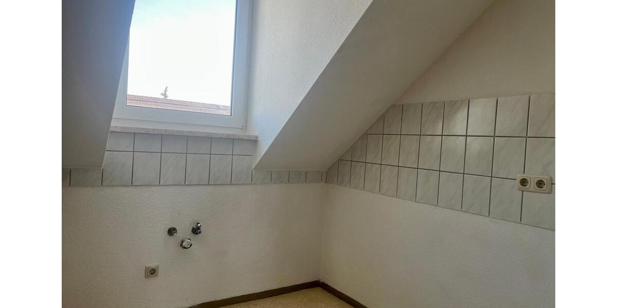 Große 2-Raum-Wohnung mit 60,5 m² im Dachgeschoss 2 zimmer