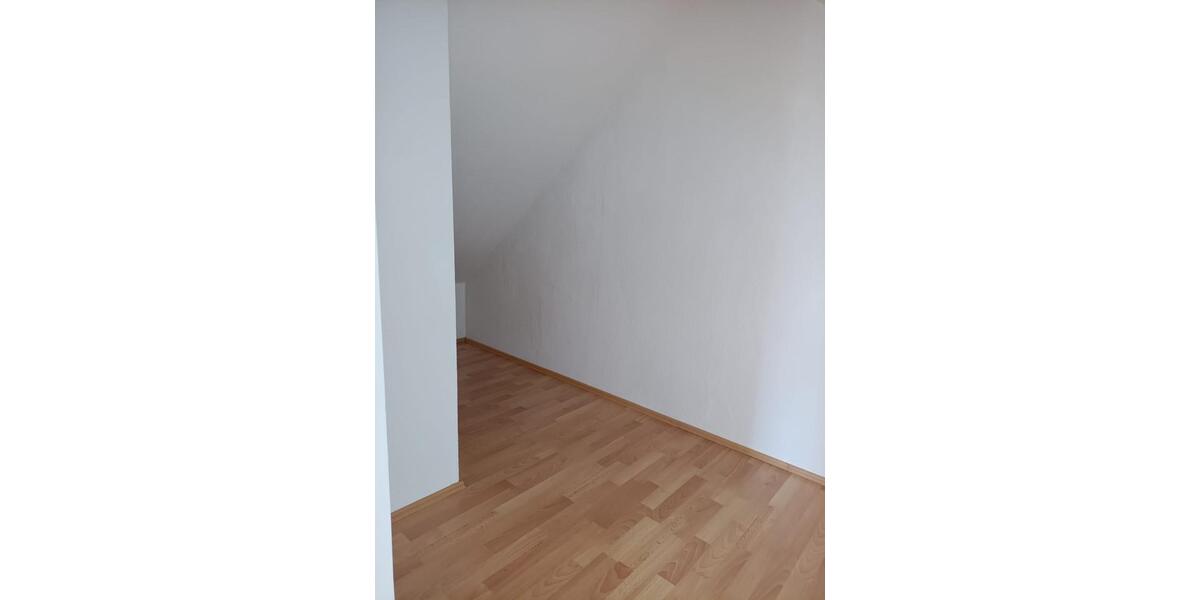 Maisonettenwohnung Oelsnitz (Erzgebirge) - 2 Zimmer, 61 m&sup2;, 366&euro; | Angebot:26576705
