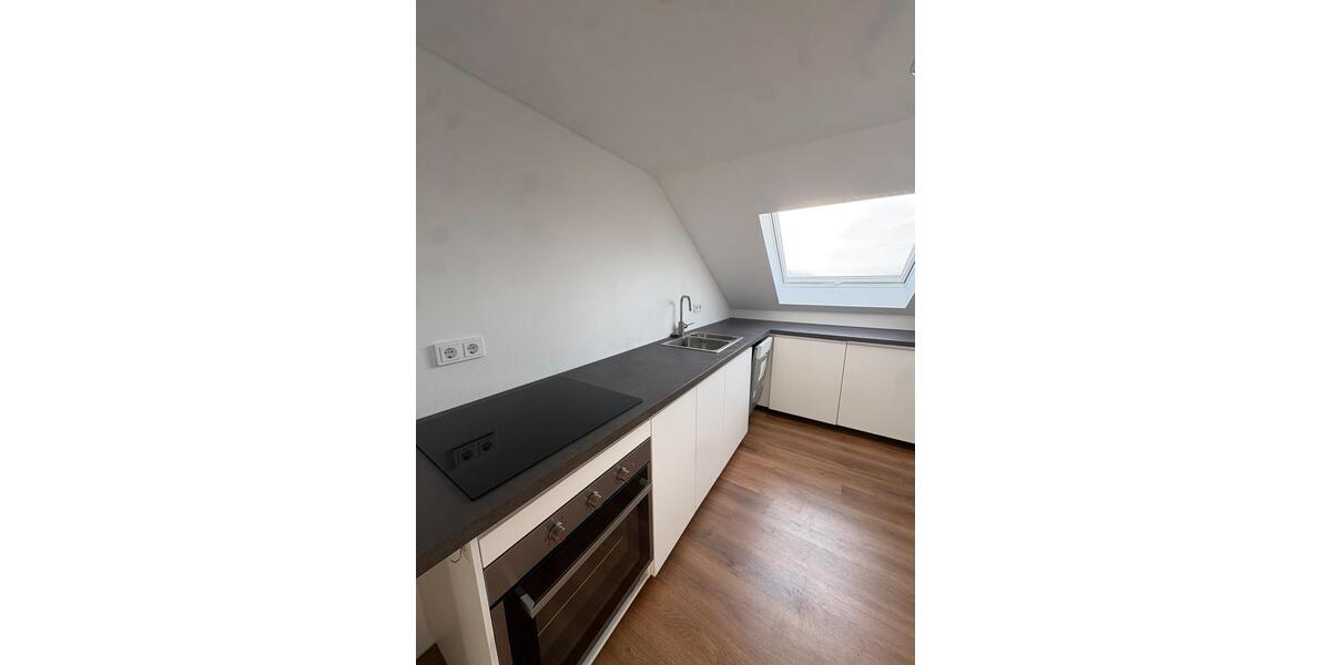 Dachgeschoßwohnung Bad Hersfeld - 2 Zimmer, 80 m&sup2;, 690&euro; | Angebot:25180394