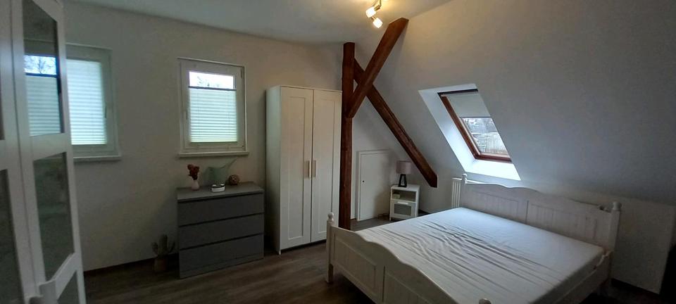 Dachgeschoßwohnung Schirgiswalde-Kirschau Kirschau - 1 Zimmer, 38 m&sup2;, 450&euro; | Angebot:25893367
