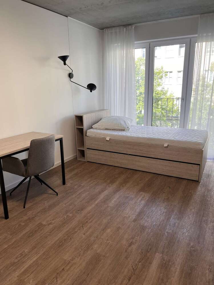 Wohnung zum Mieten in Berlin 724 € 23 m²