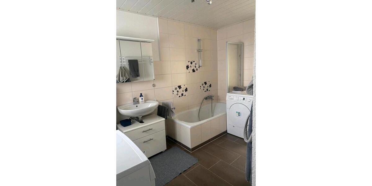 Etagenwohnung Walldürn - 3 Zimmer, 76 m&sup2;, 760&euro; | Angebot:24997034