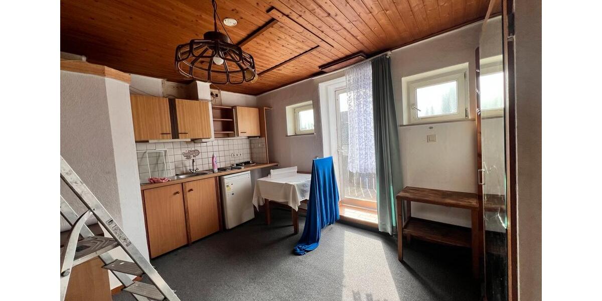 Etagenwohnung Ludwigshafen am Rhein Ludwigshafen-Oggersheim - 1 Zimmer, 16 m&sup2;, 400&euro; | Angebot:25395401