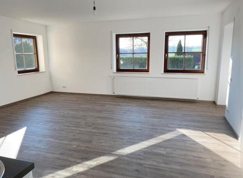 ❗️ruhige, helle 2-Zimmer Wohnung mit EBK, Terrasse und Stellplatz