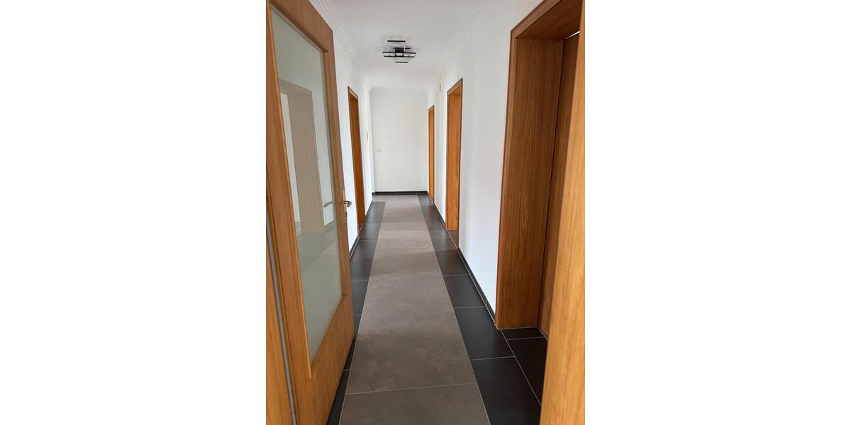 Etagenwohnung Simbach - 4 Zimmer, 97 m&sup2;, 850&euro; | Angebot:26363023
