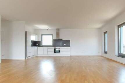 Wohnung Bad Homburg Ober-Eschbach - 3 Zimmer, 152 m&sup2;, 2.200&euro; | Angebot:27101906