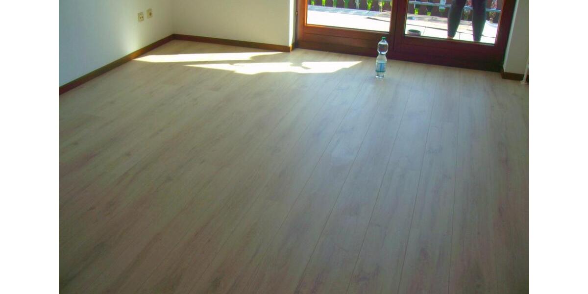 Dachgeschoßwohnung Kalefeld - 2 Zimmer, 50 m&sup2;, 350&euro; | Angebot:25979520