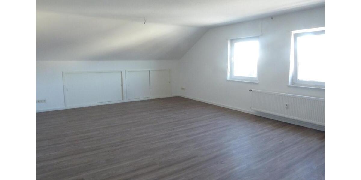 Etagenwohnung Kalbach - 3 Zimmer, 80 m&sup2;, 650&euro; | Angebot:26577810