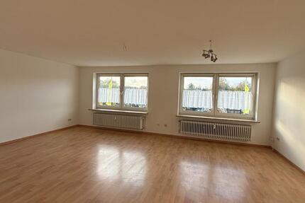 Wohnung Kellinghusen - 4 Zimmer, 120 m&sup2;, 880&euro; | Angebot:24878266