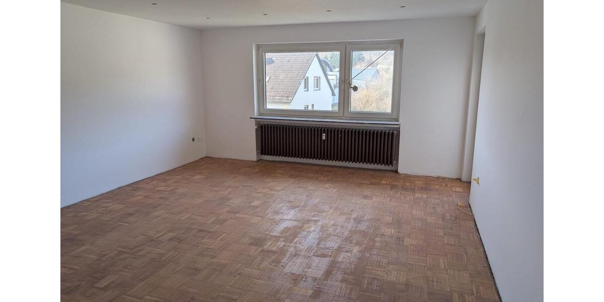 Etagenwohnung Sontra - 4 Zimmer, 95 m&sup2;, 550&euro; | Angebot:26654352