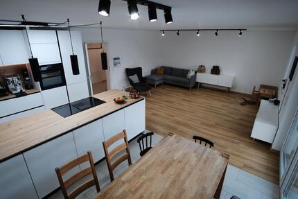 Wohnung Eggenfelden - 4 Zimmer, 110 m&sup2;, 1.240&euro; | Angebot:24726639