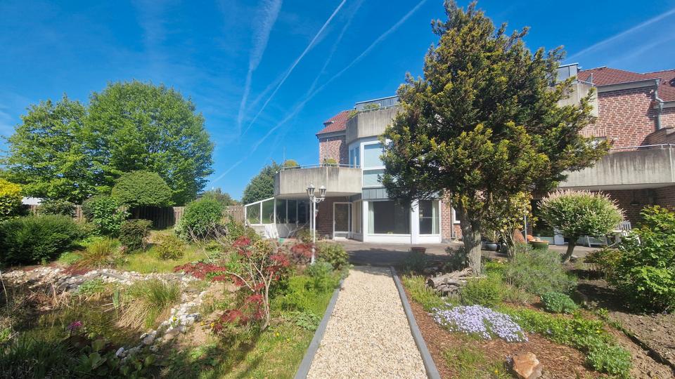 Erdgeschoßwohnung Mönchengladbach Süd - 3 Zimmer, 118 m&sup2;, 1.250&euro; | Angebot:26690794