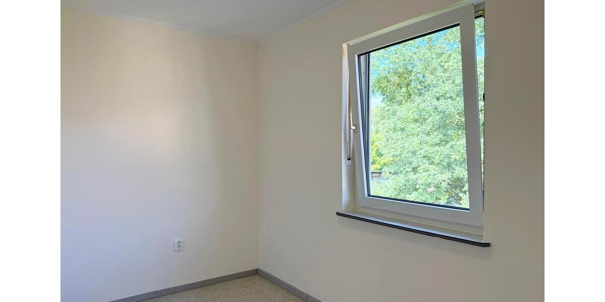 Frisch renoviert – Ihr neues Zuhause: 4-Zimmer-Wohnung mit Balkon 4 zimmer