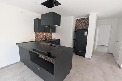 Tolle NeubauWohnung mit Terrasse, Garten und Wallbox – Erstbezug in ruhiger Lage von Würzburg