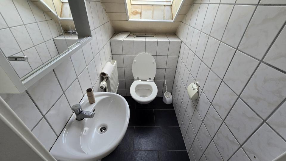 Wohnen auf Zeit Krefeld - 6 Zimmer, 150 m&sup2;, 600&euro; | Angebot:25550414