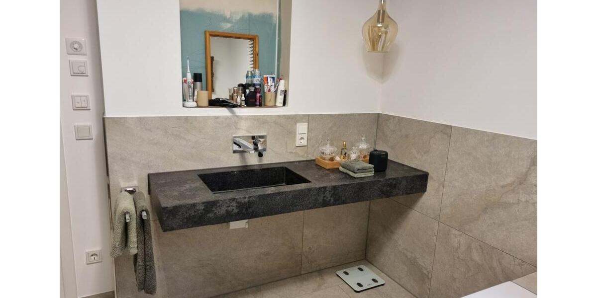 Einfamilienhaus Viechtach - 2 Zimmer, 96 m&sup2;, 1.100&euro; | Angebot:25058095