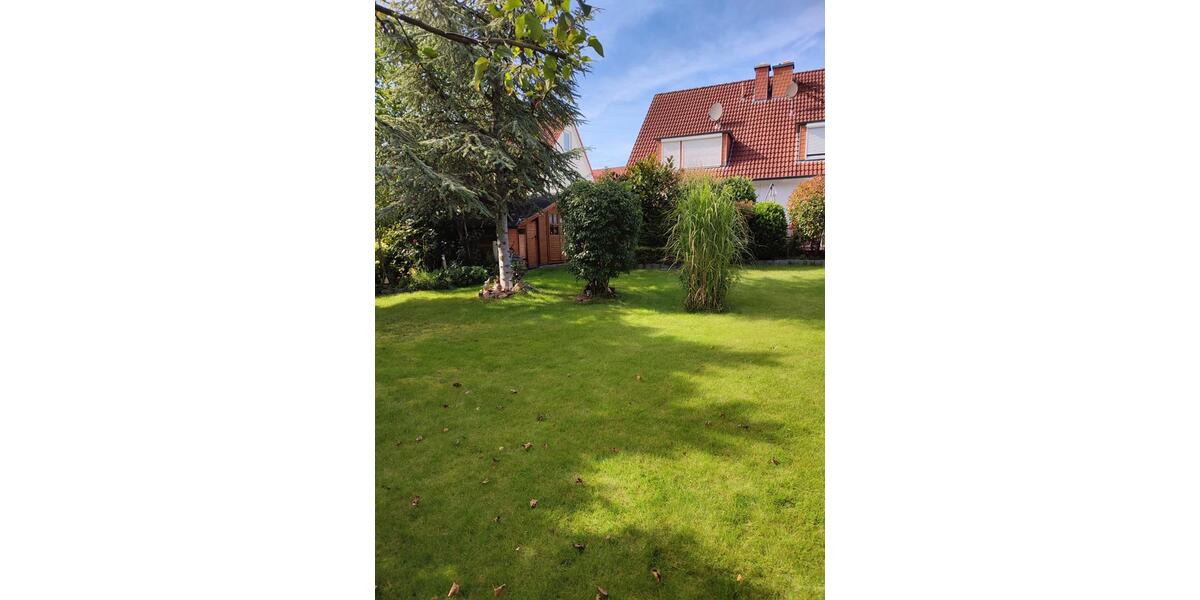 Doppelhaushälfte Bielefeld Brackwede - 5 Zimmer, 125 m&sup2;, 1.580&euro; | Angebot:25998376