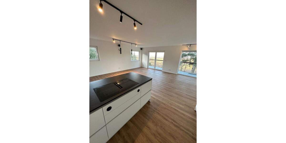 Exklusives Wohnen über den Dächern - Teilmöblierte 2-Zimmer-Wohnung in Halbhöhenlage 2 zimmer