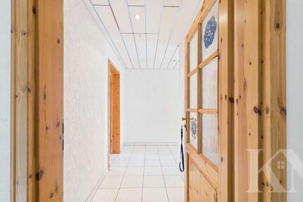 Lichtdurchflutete 2-ZKB-Dachgeschosswohnung in ruhiger Lage von Riegelsberg! zimmer