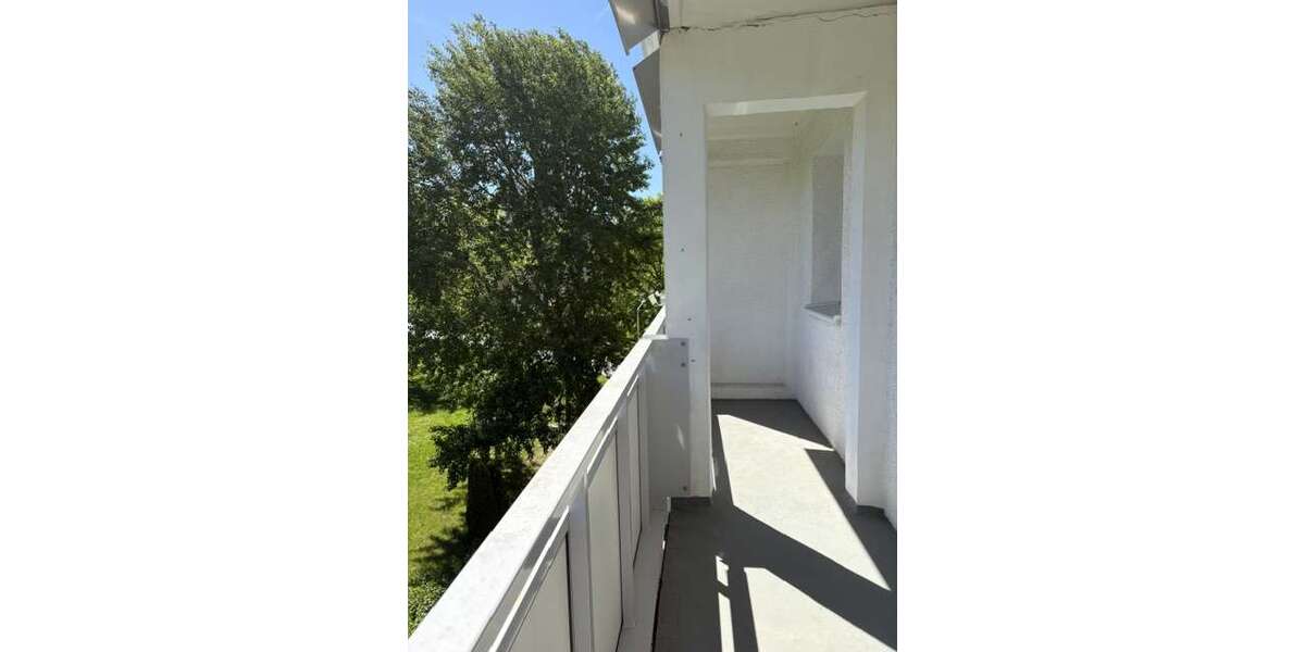 Etagenwohnung Werdau Werdau, Stadt - 3 Zimmer, 56 m&sup2;, 300&euro; | Angebot:26692864