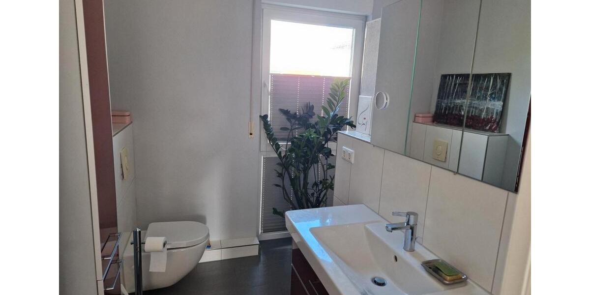 Doppelhaushälfte Griesheim - 2 Zimmer, 140 m&sup2;, 1.500&euro; | Angebot:26048017