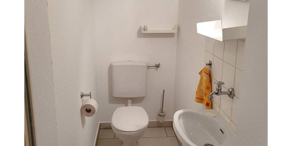 Reihenmittelhaus Neckarwestheim - 4 Zimmer, 130 m&sup2;, 1.300&euro; | Angebot:26817129
