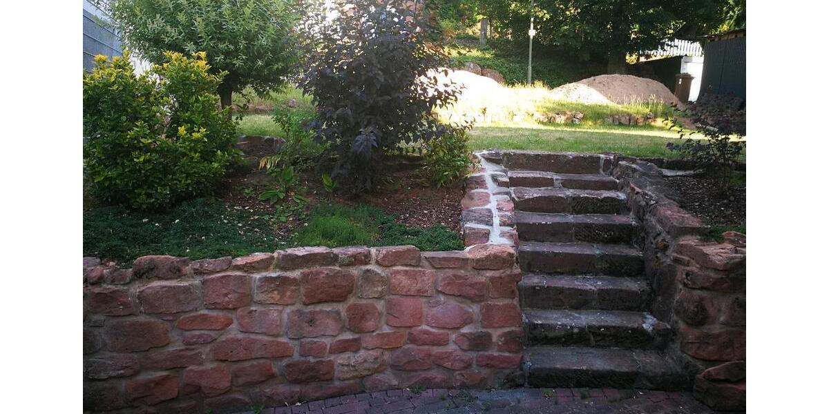 Einfamilienhaus Kaiserslautern Einsiedlerhof - 6 Zimmer, 275 m&sup2;, 2.750&euro; | Angebot:25144667