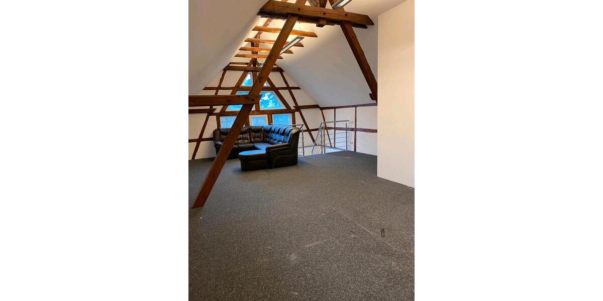 Wohn,-Geschäftshaus 8 zimmer