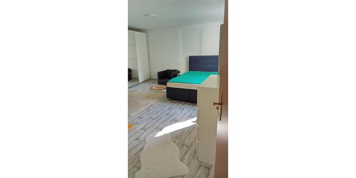 Dachgeschoßwohnung Schwabach - 1 Zimmer, 25 m&sup2;, 550&euro; | Angebot:25875073