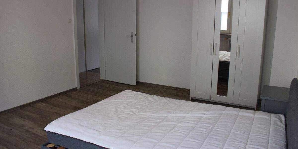 Etagenwohnung Karlsruhe Innenstadt-West - 3 Zimmer, 70 m&sup2;, 950&euro; | Angebot:25706104
