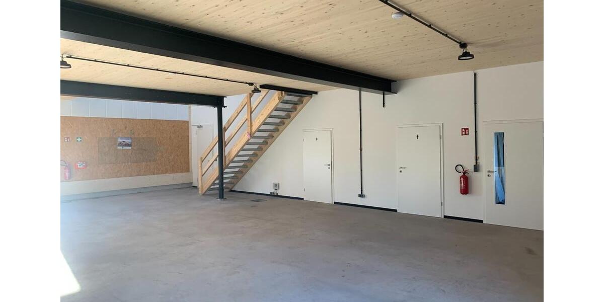 Gewerbeobjekt Holzgerlingen - 2.900&euro; | Angebot:25830227