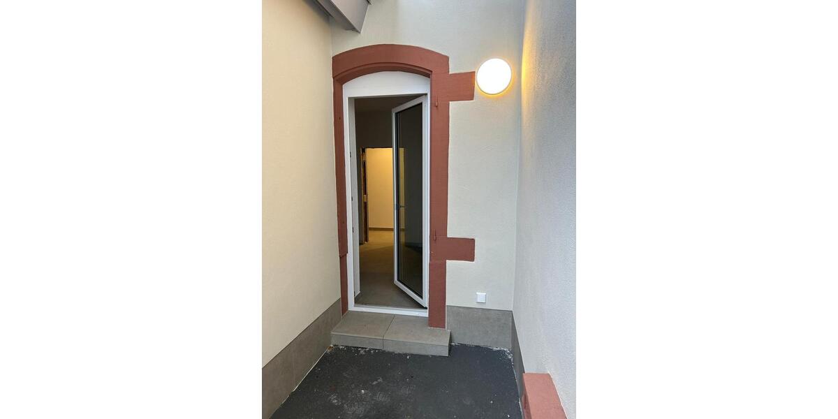 ERSTBEZUG MIT KÜCHE: 4 ZiWhg 106m² mit Balkon in 97944 Schweigern 4 zimmer