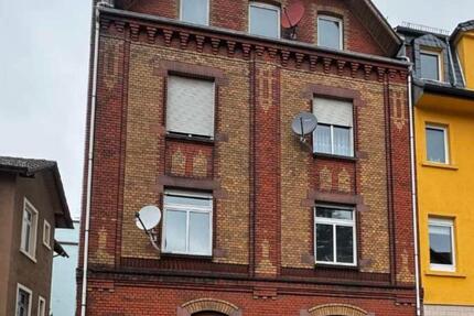 Schöne Altbau 3-Zimmerwohnung mit Einbauküche 3 zimmer