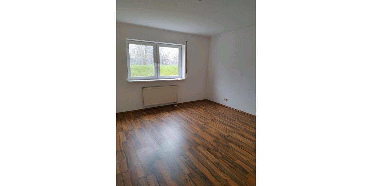 Etagenwohnung Ilmenau - 3 Zimmer, 72 m&sup2;, 450&euro; | Angebot:24702812