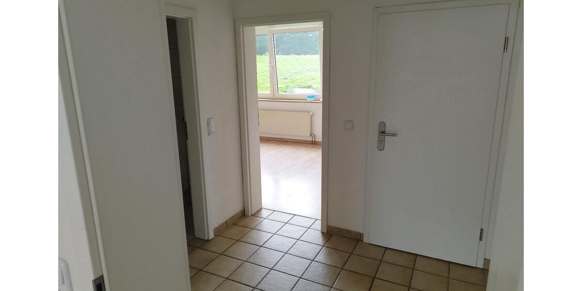 Erdgeschoßwohnung Warburg - 3 Zimmer, 72 m&sup2;, 500&euro; | Angebot:26456145