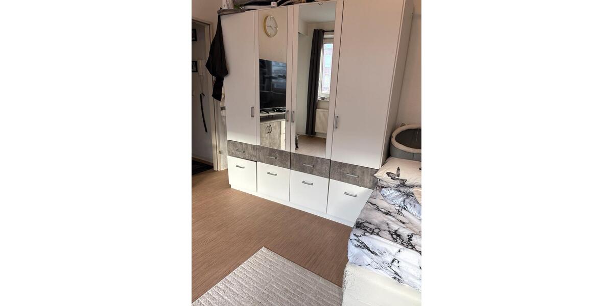 Etagenwohnung Kiel Schreventeich - 1 Zimmer, 27 m&sup2;, 460&euro; | Angebot:25916370