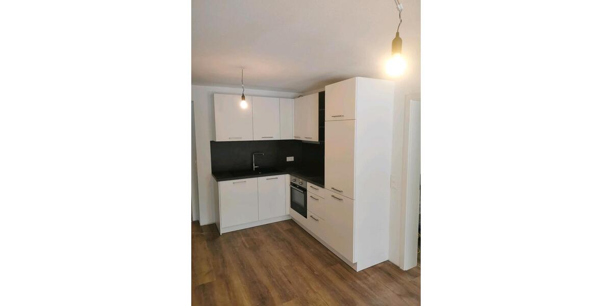 Erdgeschoßwohnung Bodenmais - 4 Zimmer, 95 m&sup2;, 950&euro; | Angebot:25204494