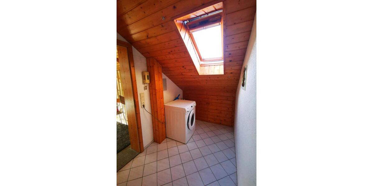 Dachgeschoßwohnung Fußgönheim - 2 Zimmer, 50 m&sup2;, 750&euro; | Angebot:26693606