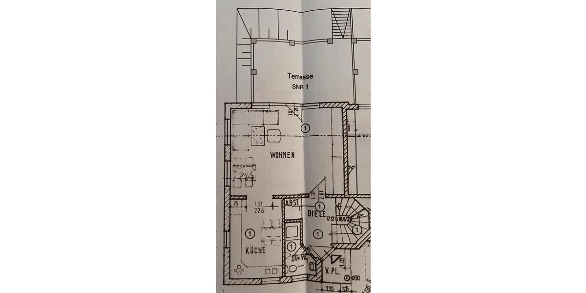 Etagenwohnung Gladenbach - 4 Zimmer, 135 m&sup2;, 1.300&euro; | Angebot:25784291