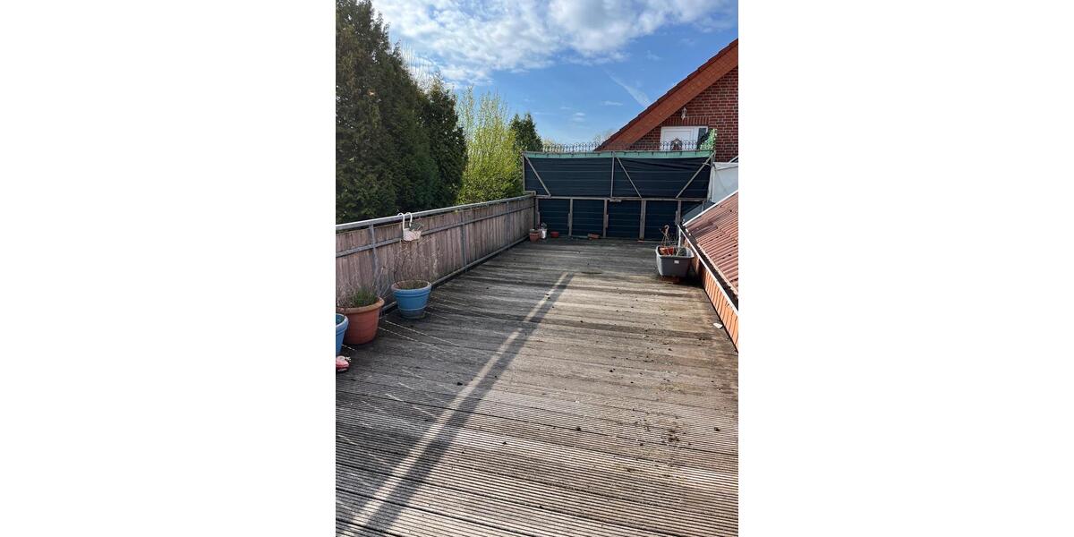 Dachgeschoßwohnung Georgsmarienhütte - 3 Zimmer, 140 m&sup2;, 900&euro; | Angebot:26003921